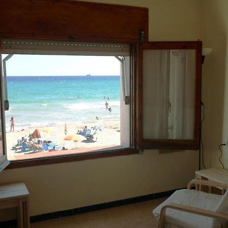 El Faro Apartaments Platja Llarga-Les Salines-Tgn タラゴナ エクステリア 写真