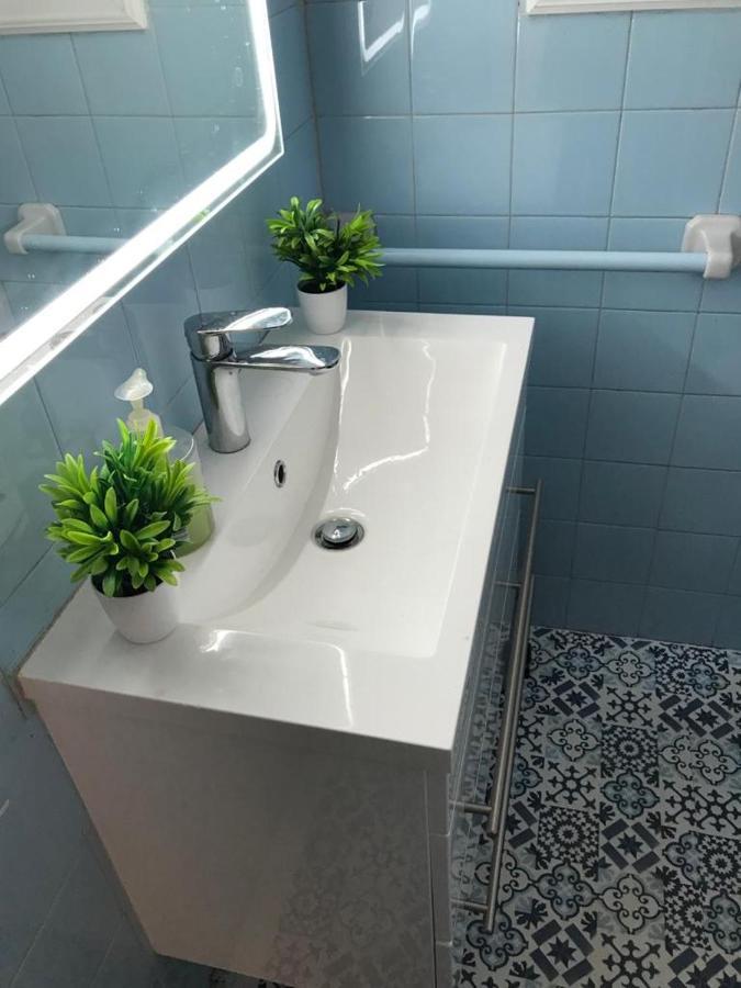 El Faro Apartaments Platja Llarga-Les Salines-Tgn タラゴナ エクステリア 写真