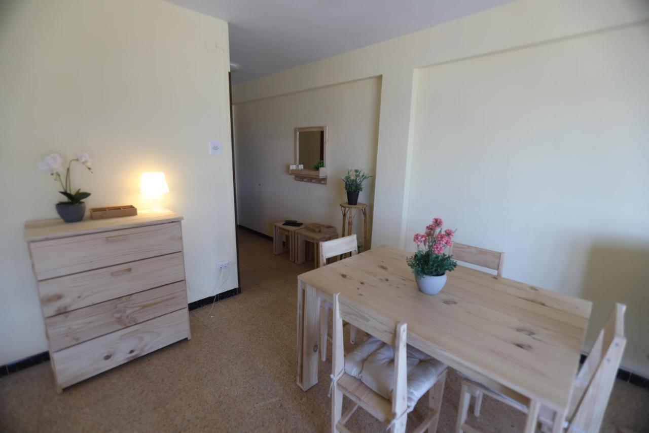 El Faro Apartaments Platja Llarga-Les Salines-Tgn タラゴナ エクステリア 写真