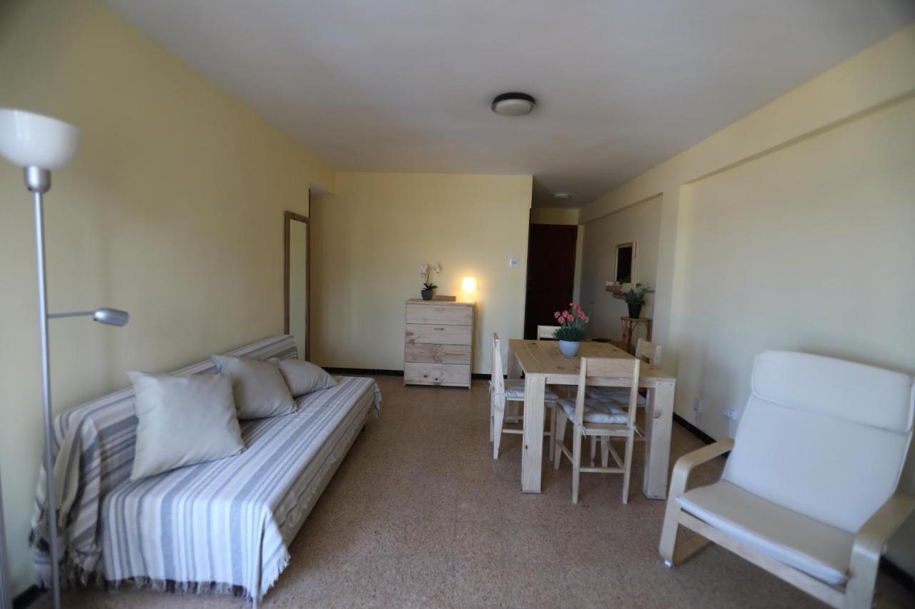 El Faro Apartaments Platja Llarga-Les Salines-Tgn タラゴナ エクステリア 写真