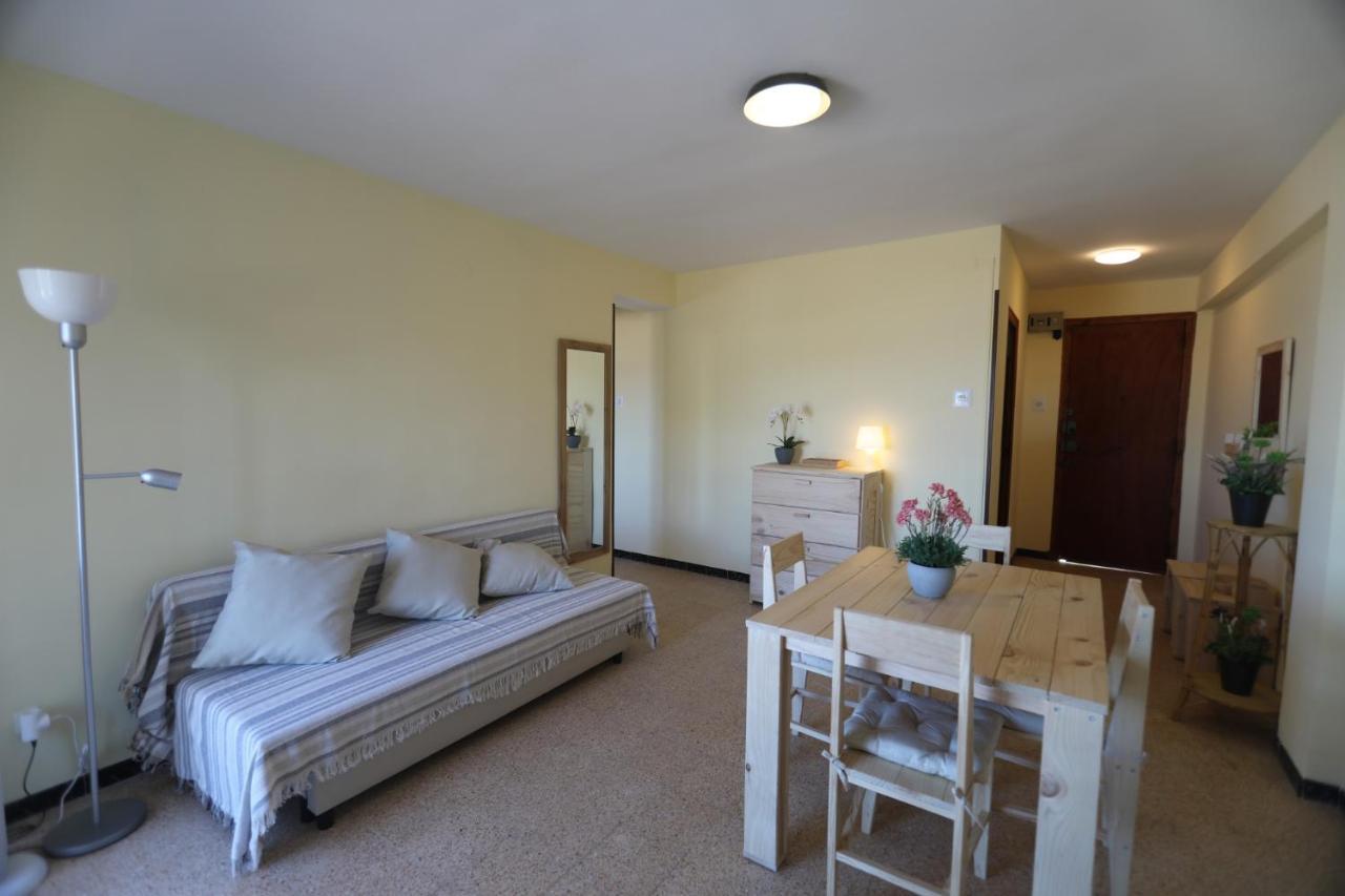 El Faro Apartaments Platja Llarga-Les Salines-Tgn タラゴナ エクステリア 写真
