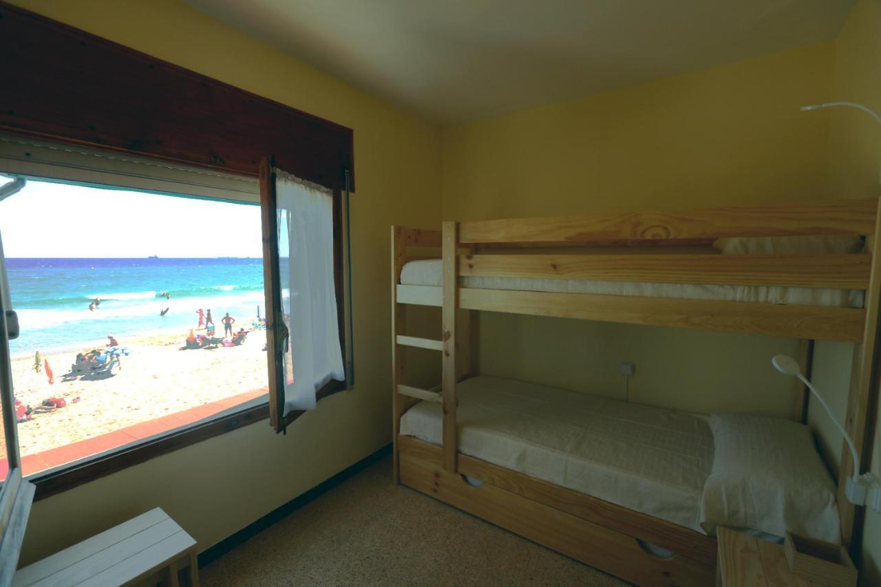 El Faro Apartaments Platja Llarga-Les Salines-Tgn タラゴナ エクステリア 写真
